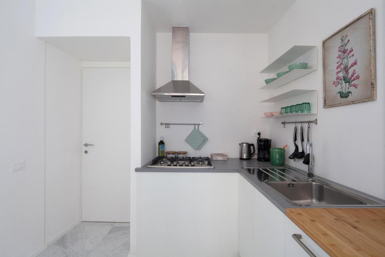 לה ספציה Vicolo Apartment, Pedestrian Centre, 2Bdr, 2,5 Bth, Aircondo, Private Parking, Easy To Train And Ferries, City Life מראה חיצוני תמונה