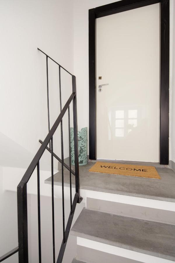 לה ספציה Vicolo Apartment, Pedestrian Centre, 2Bdr, 2,5 Bth, Aircondo, Private Parking, Easy To Train And Ferries, City Life מראה חיצוני תמונה